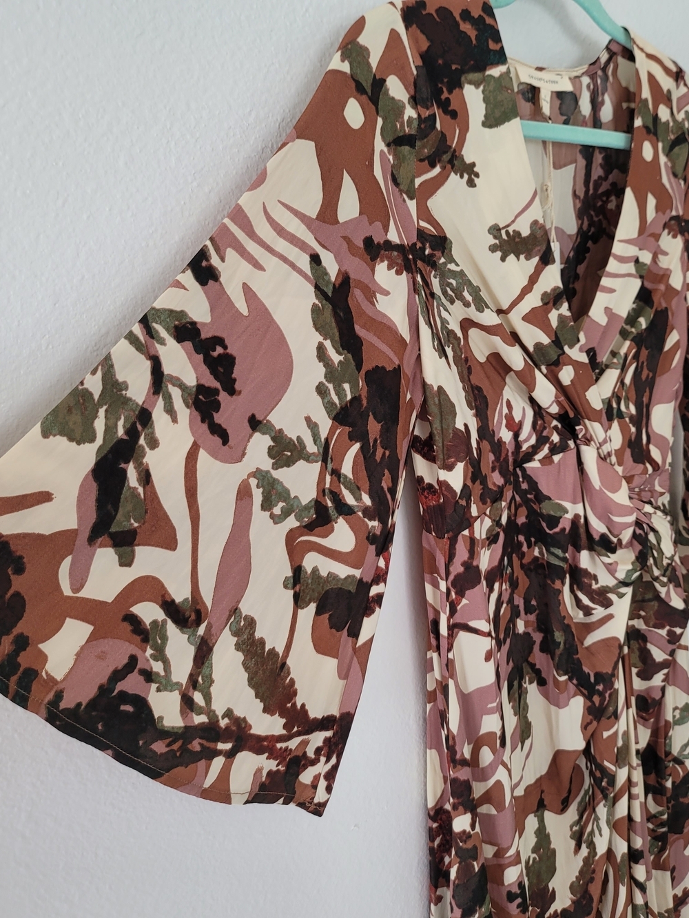 Grade & Gather Twist-Front Floral Maxi Dress in Blush and Olive Size S - Picture 6 of 16